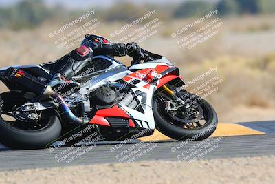 media/Jan-14-2024-SoCal Trackdays (Sun) [[2e55ec21a6]]/Turn 16 Set 1 (1115am)/